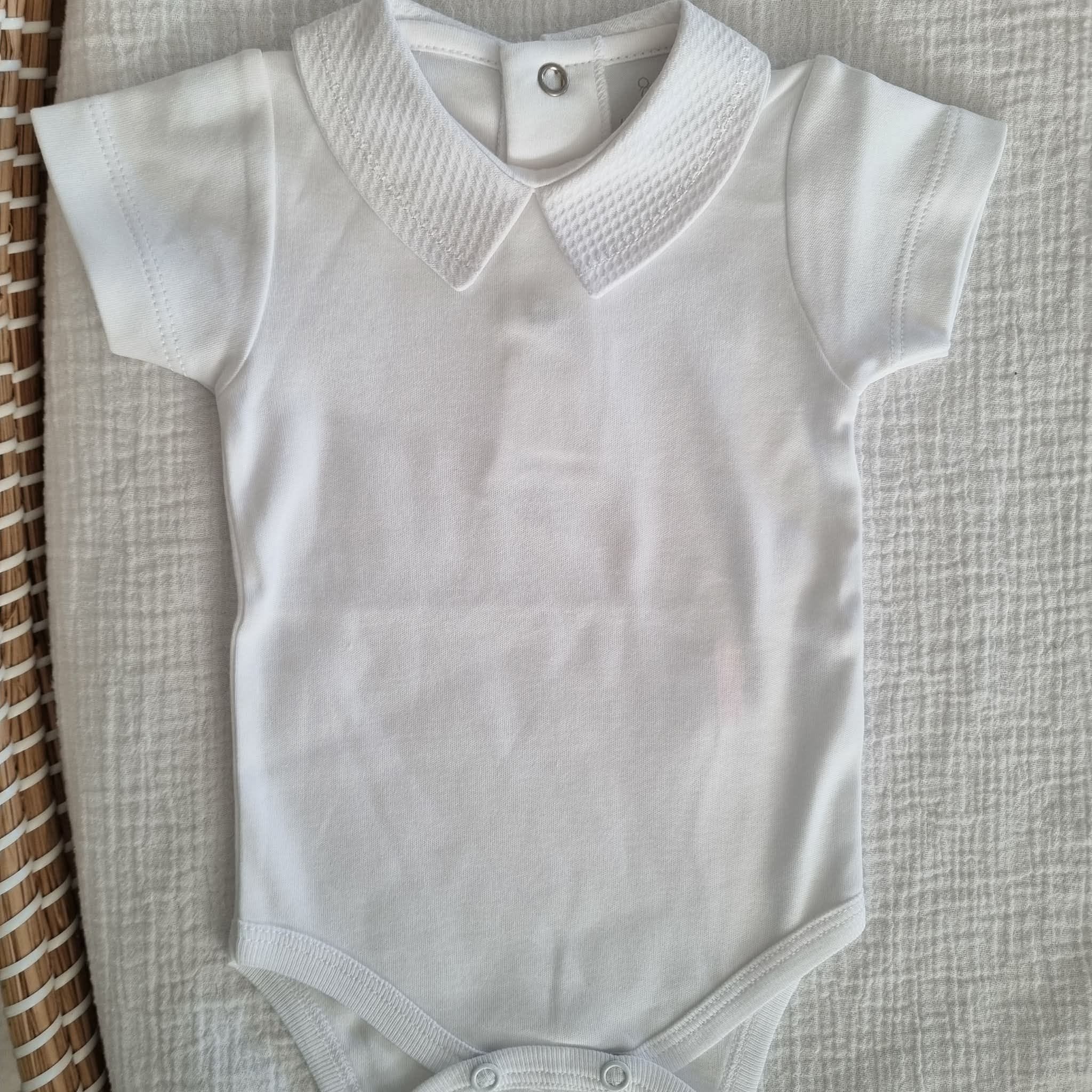 Body de gola piqué em bico bebé sem carda - 100% algodão