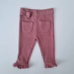 Conjunto calças flare florido - calças detalhe frente